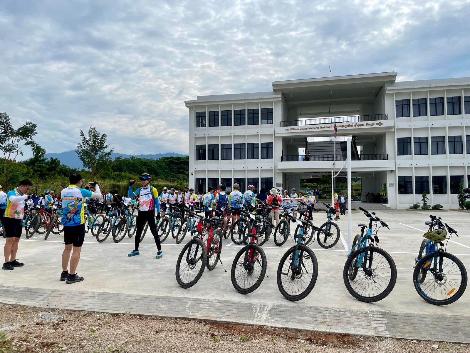 Road Bicycle from Angkor to Sihanouk Ville, Cambodia 9 Days